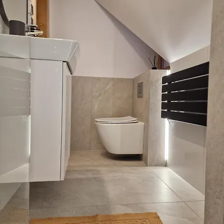 Swarne シャレー *