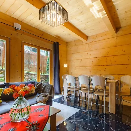 Swarne Alpesi faház *