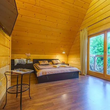 Swarne Alpesi faház