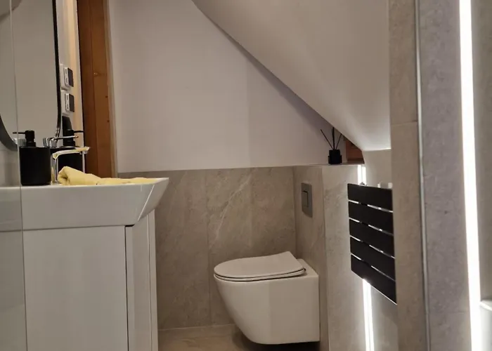 Swarne シャレー *